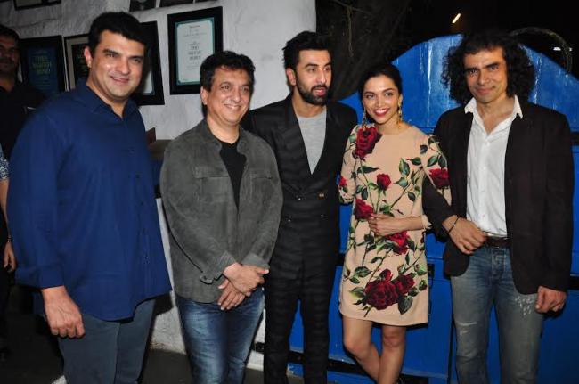Ranbir Deepika's impromptu party to celebrate Tamasha's success