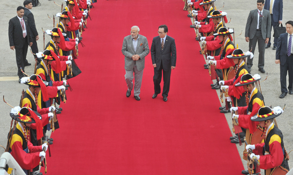 Mr. Bon Joon Koo calls on the Prime Minister