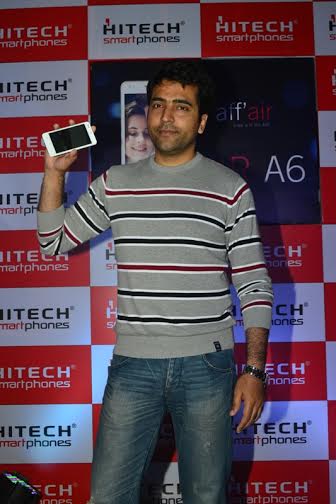 Abir Chatterjee launches Hitech Mobiles