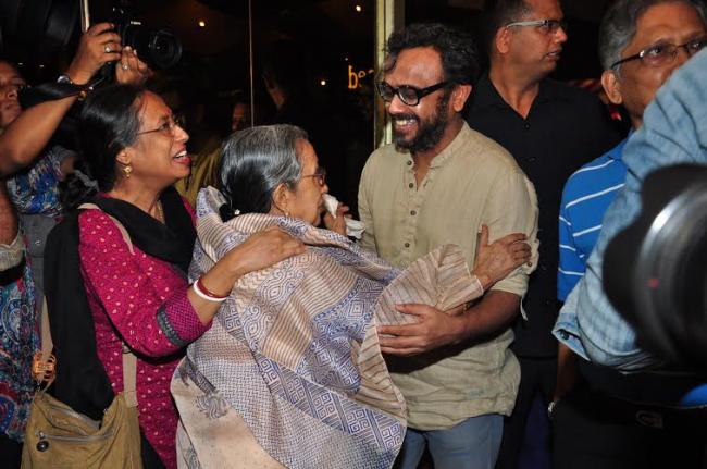 Sushant, Dibakar visit theatre to see audience reaction