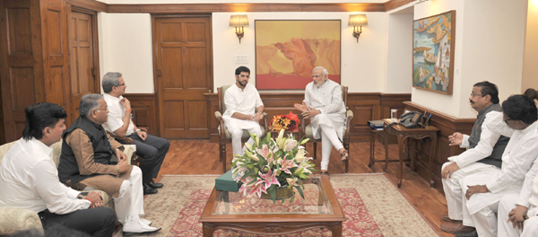 Narendra Modi receives the Shiv Sena delegation on education initiatives