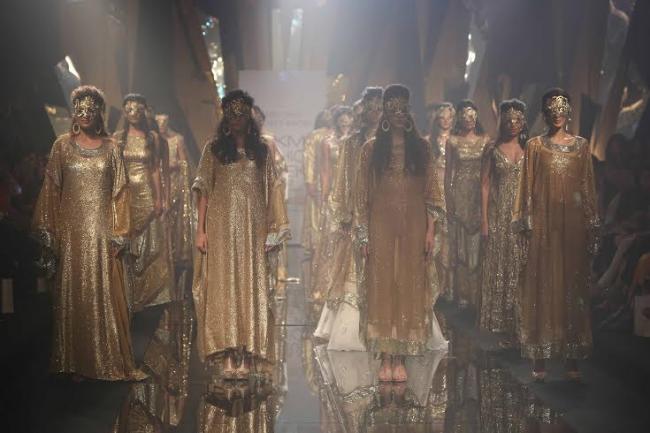 Ayush present grand fashion extravaganza to open LakmÃ© Fashion Week Winter/Festive 2015