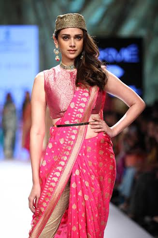 Ritu Kumar's collection showcased in LFW