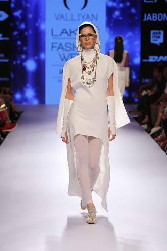 Nitya Arora, Nikhil Thampi, Nimish Shah showcase accessories at LFW
