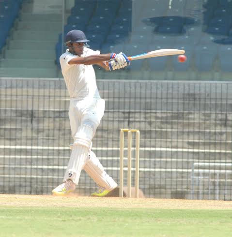 Australia fight back after initial jolts from Ojha