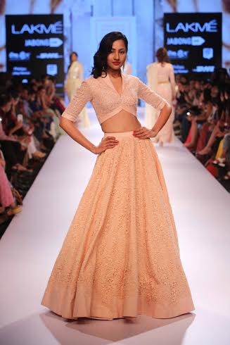 Neeta Lulla presents LakmÃ© Salon Bridal Show at LakmÃ© Fashion Week Winter/Festive 2015