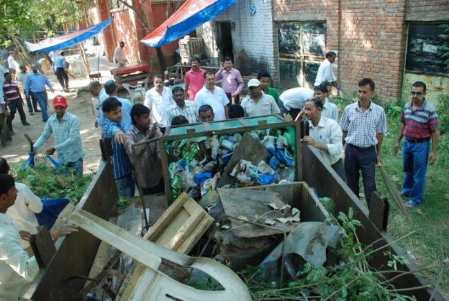 IGNOU observes Cleanliness Day