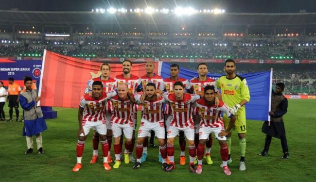ISL fever grips India, stars dazzle at opening ceremony