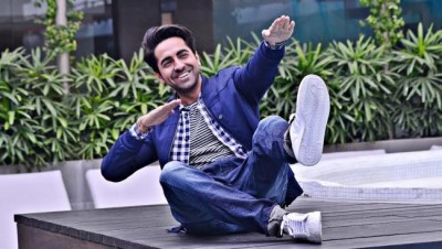 Ayushmann visits Kolkata to promote Hawaizaada