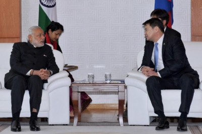Modi announces $1 billion credit line to Mongolia