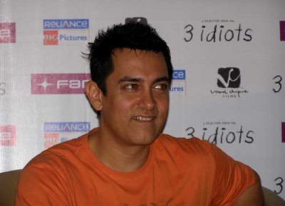Flipkart supports Snapdeal on Aamir Khan's comment controversy