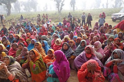 Nepal: UN agency continues distribution of emergency health kits to flood survivors