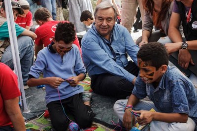 UN official thanks Greece and frontline islands for response to continued arrivals