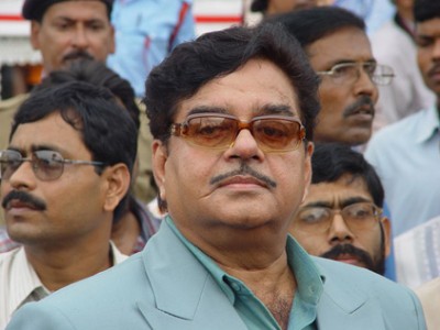 Camouflage of "collective responsibility"  unacceptable: Shatrughan Sinha's swipe at BJP leadership