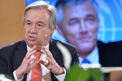 UN refugee agency chief urges Europe to formulate collective response to migrant crisis