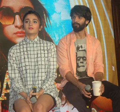 Team Shaandaar launches finale song to audiences