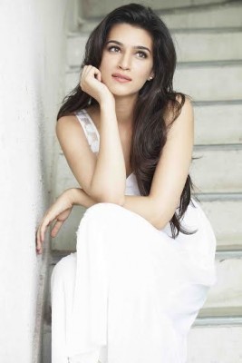 Kriti Sanon will celebrate her b'day with family 