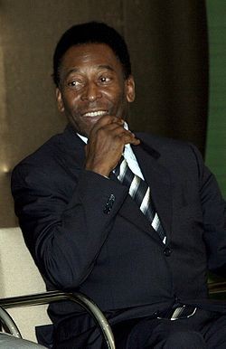 Football legend Pele arrives in Kolkata