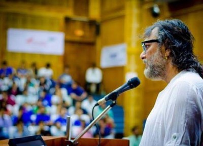 Right time to build something new, feels Rakeysh Omprakash Mehra