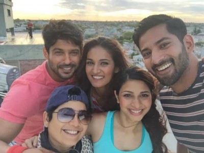 Its selfie time for Tanishaa Mukerji on the sets of Khatron Ke Khiladi Season 7 in Argentina