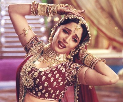 Pernia to organise Special Film Screening for Madhuri
