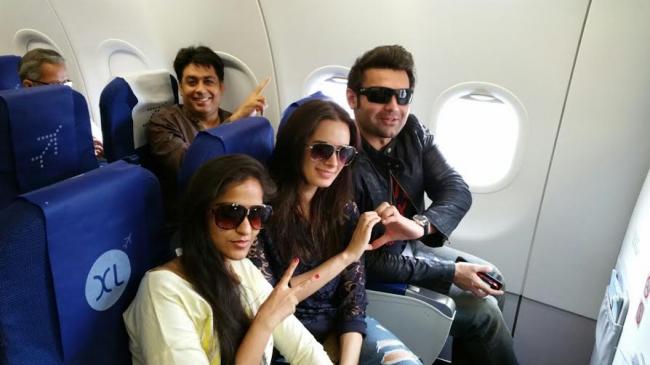 'Ishqedarriyaan' actors Mahaakshay, Evelyn have a blast duringRaipur promotions