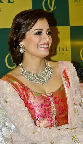 Dia Mirza inaugurates jewellery showroom in Kolkata