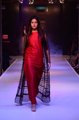 Hari Anand showcases collection at Kingfisher Ultra Bengal Fashion Week