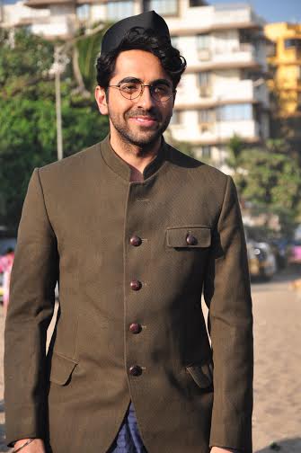 Team Hawaizaada recreates history in Mumbai beach