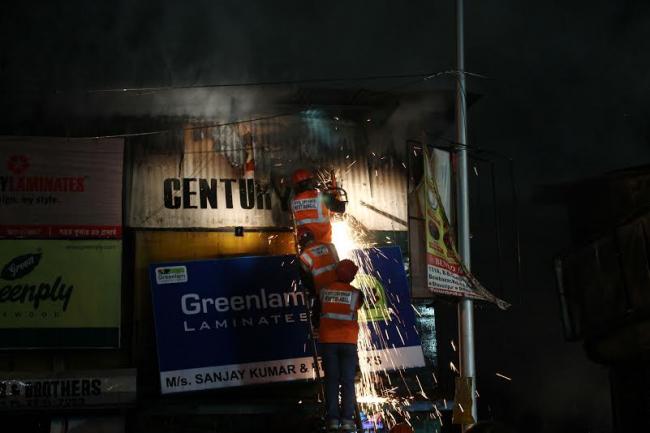 Fire in Kolkata's plywood godown 