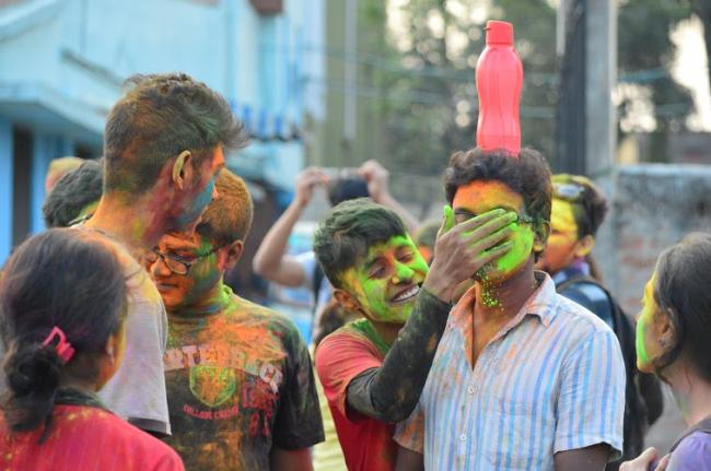India celebrates Holi