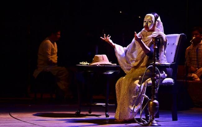 Jaya Bachhan inaugurates 'Pratibimb'