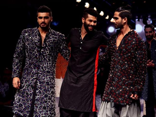Shahid, Arjun walk LFW ramp for Kunal Rawal