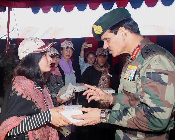 Dalbir Singh Suhag visits Kargil War Memorial