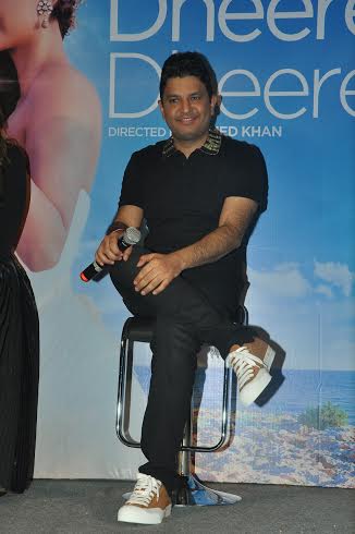 Hrithik Roshan and Sonam Kapoor launch the recreated version of Aashiqui's Dheere Dheere Se