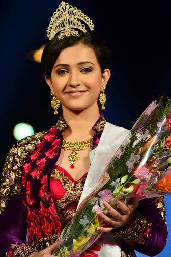 P. C. Chandra hosts Goltlites Diva contest