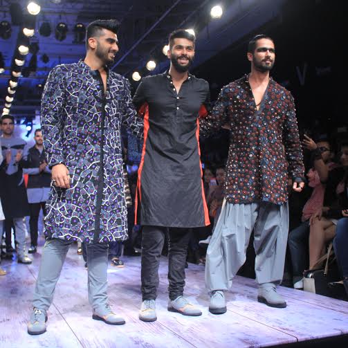 Shahid, Arjun walk LFW ramp for Kunal Rawal