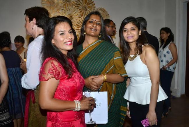 Neeva-D London makes debut in Kolkata