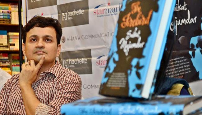 Author Amit Chaudhuri launches Saikat Majumdar's new novel in Kolkata