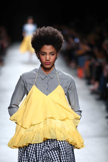 Rahul Mishra showcases Paris Fashion Week 2016 