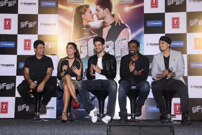 Sooraj Pancholi ,Jacqueline Fernandez single â€˜GF BFâ€™ unveiled