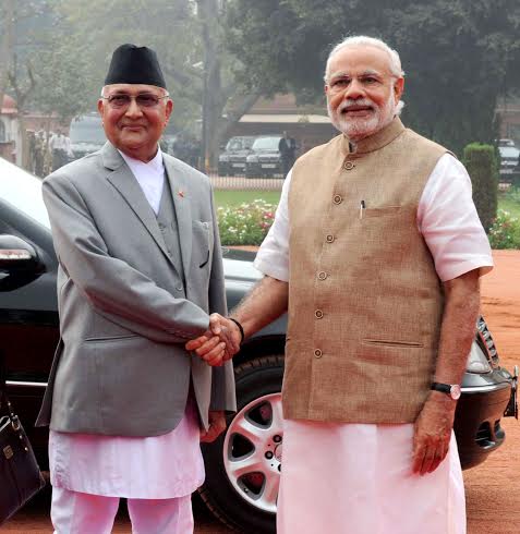 The Prime Minister of Nepal, K.P. Sharma Oli with the Prime Minister, Narendra Modi, at the Ceremonial Reception, at Rashtrapati Bhavan