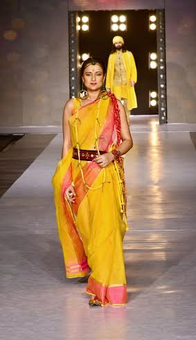 Bibi Russel showcases collection at fashion fiesta in Kolkata