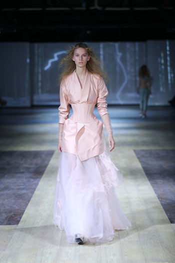 Dorhout Mees showcases his collection at  Paris Fashion Week 2016