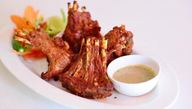 Shiraz Restaurants launches Lazeez Express outlet in Salt Lake in Kolkata  