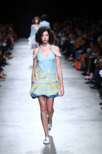 Rahul Mishra showcases Paris Fashion Week 2016 