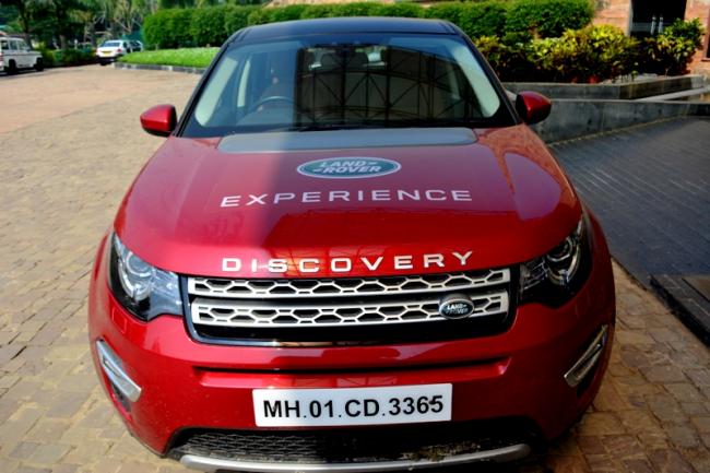 Kolkata: Land Rover organises customer engagement programme 