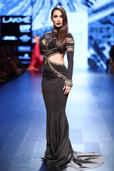 Malaika Arora, Riteish walk down LakmÃ© Fashion Week Winter ramp