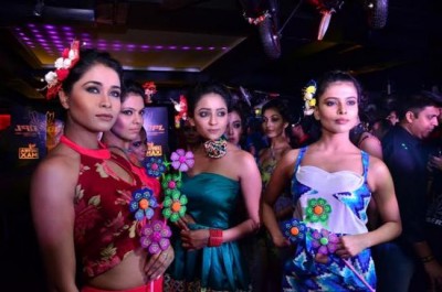 "UltraMax Darts Premier League" party sizzles Kolkat"