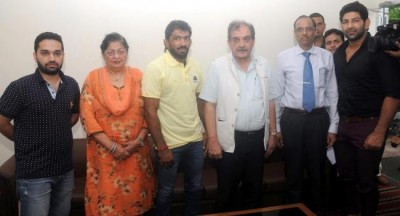 SAIL supports Yogeshwar Dutt to Rio Olympics